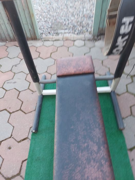 Продам тренажор  для жима-штанга