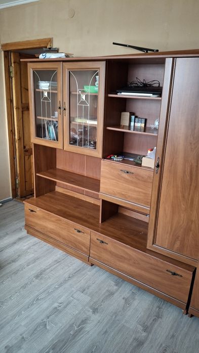 Шкаф в гостиную, спальню