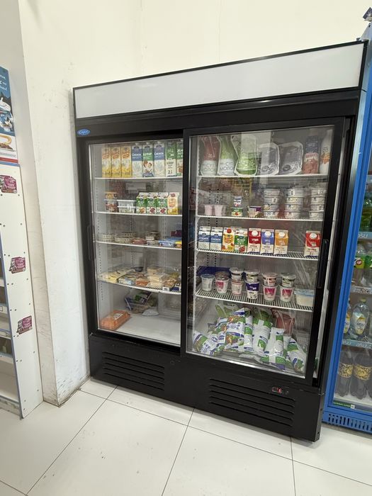 Холодильники витринные