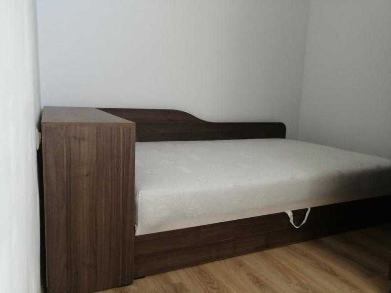 Дава се под наем Едностаен апартамент в Бургас, Център - 40 кв.м за 357 € - Снимка #2