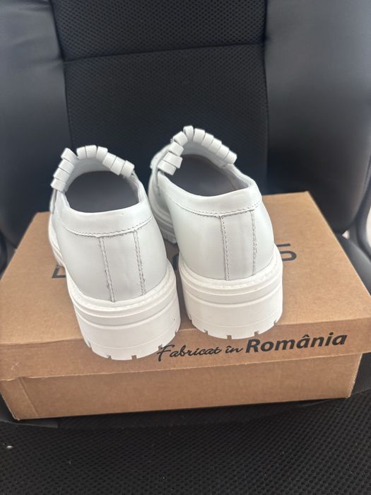 Mocasini piele nr 35