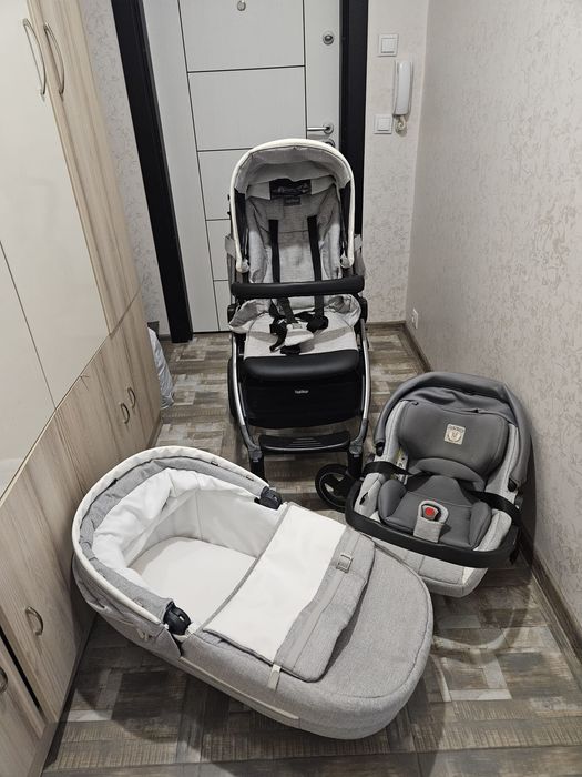 Продавам - детска количка 3 в 1 Peg Perego Book S