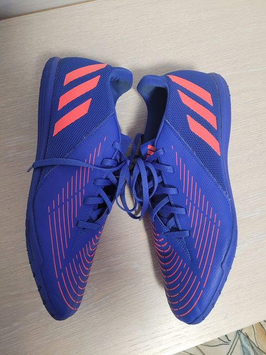 Adidasi predator, nr 46