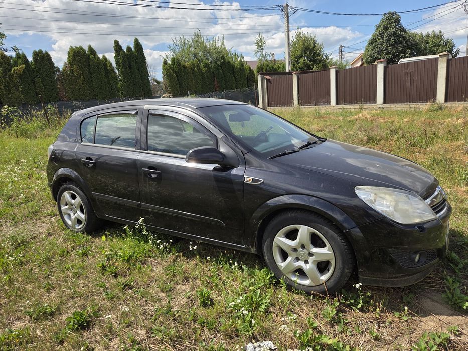 Vând Opel Astra H