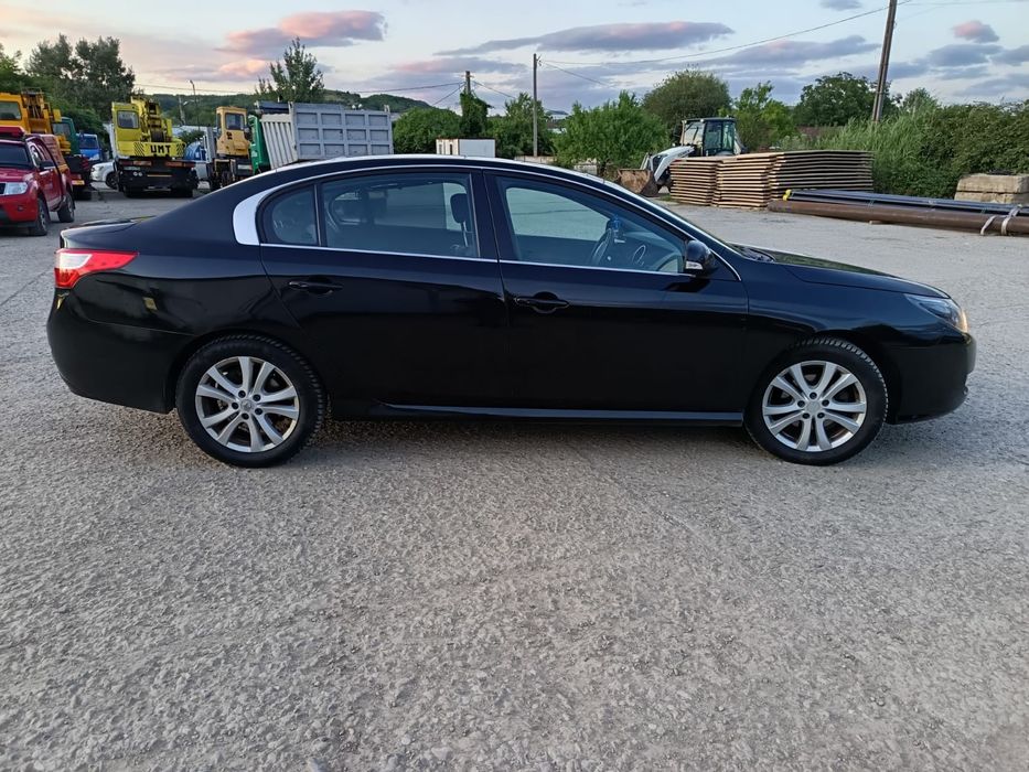 Renault Latitude 2.0 dci 2012