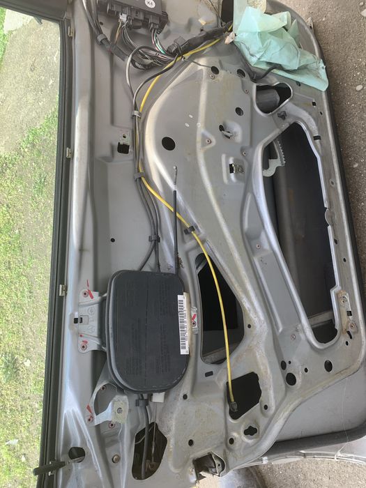 Лява врата за Mercedes W 210