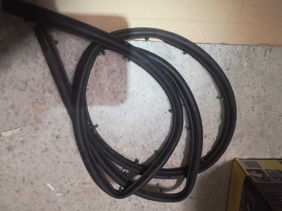 Jeep Grand Cheroкее wk2 части