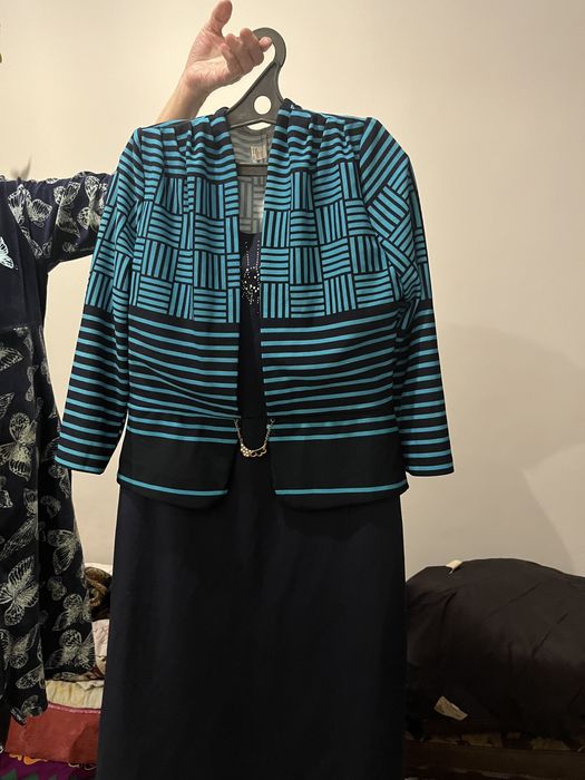 Продам все платья по 5000