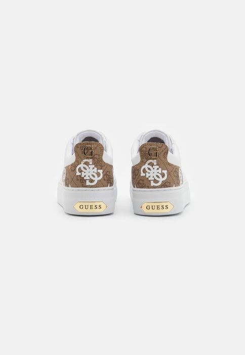 Спортно-елегантни обувки Guess Gianele