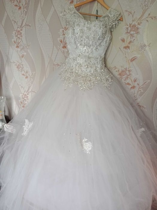 Срочно продам свадебное платье!