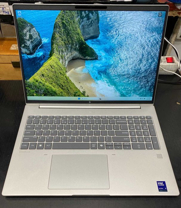 Hope Amanet P3 Laptop HP Elitebook 6 G1I