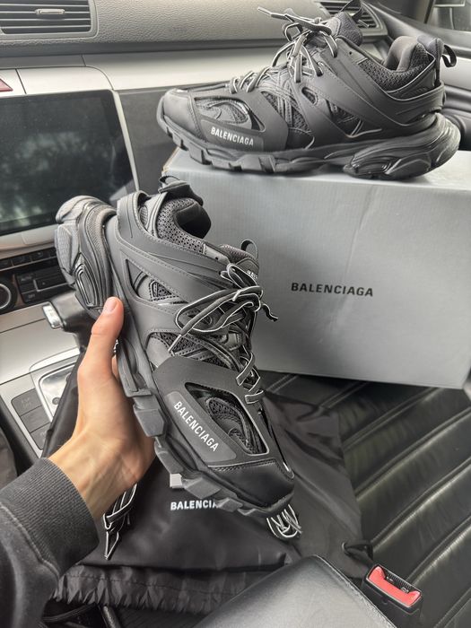 Balenciaga Track Black