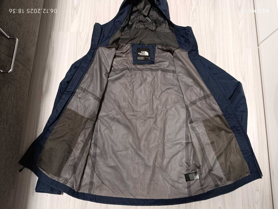 ''The North Face DryVent''оригинално мъжко яке М размер