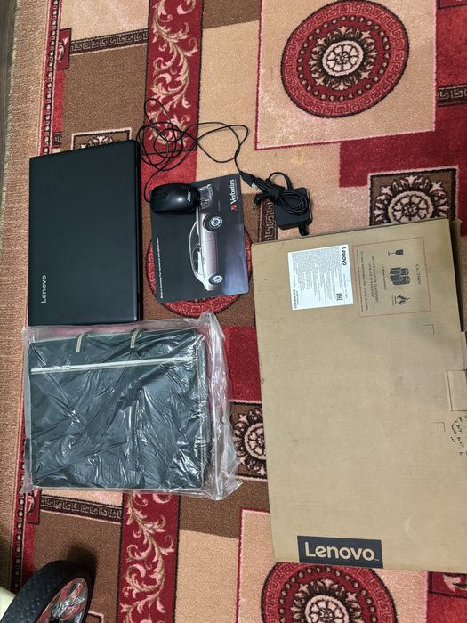 ноутбук продам срочно