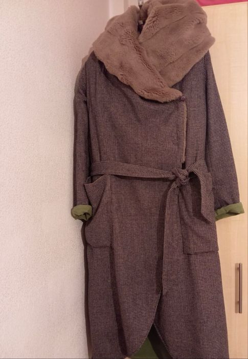 Пальто женское.