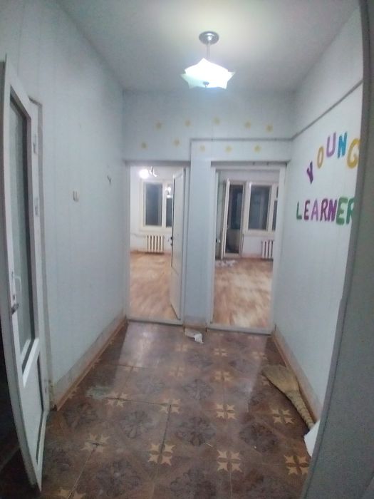Plastiklar sotiladi. Holati yaxshi narxini kelishamiz. 500 ming