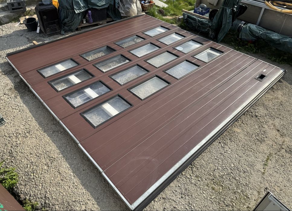 USA SECTIONALA INDUSTRIALA poarta garaj H 380 x L390 Buc 2 Garantie