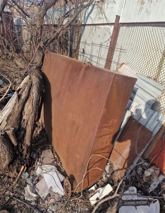 Продам жилезные баки