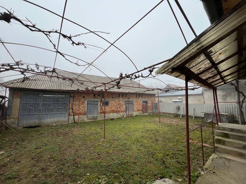 Vind casa in sat.SACA com. BUDUREASA