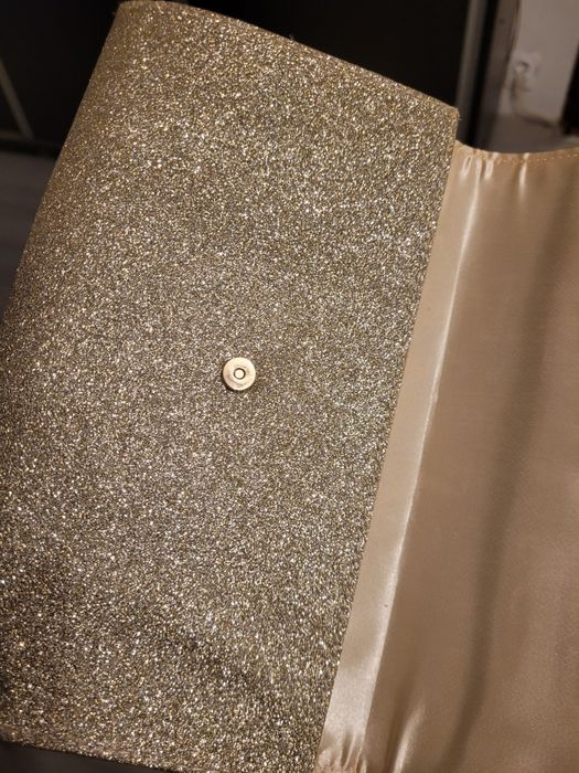 Geanta damă ocazie tip plic aurie