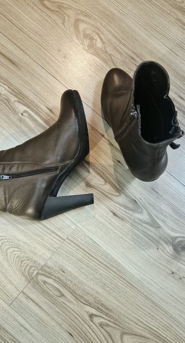 Botine/ghete maro din piele naturala