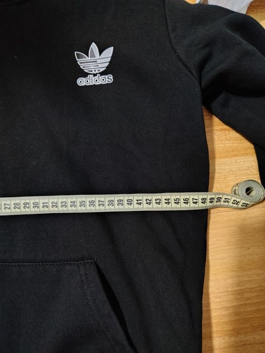 Vând trening dama Adidas