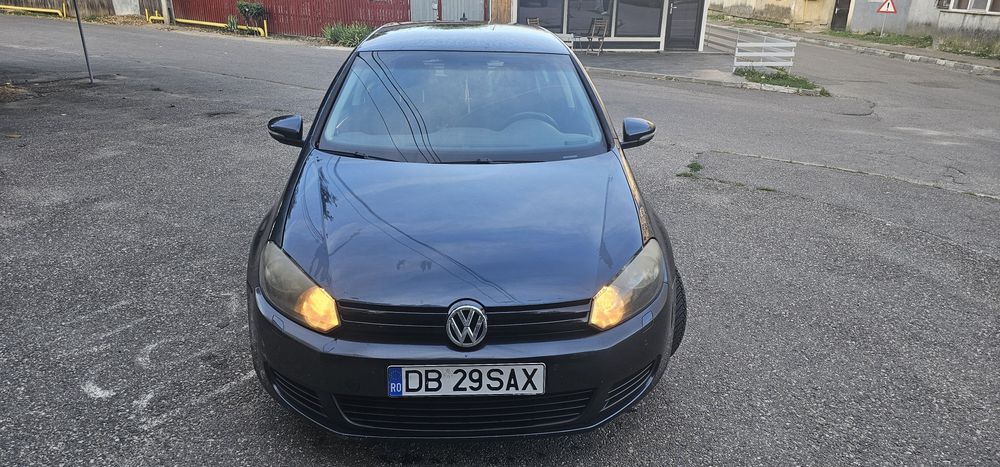 Volkswagen Golf VI