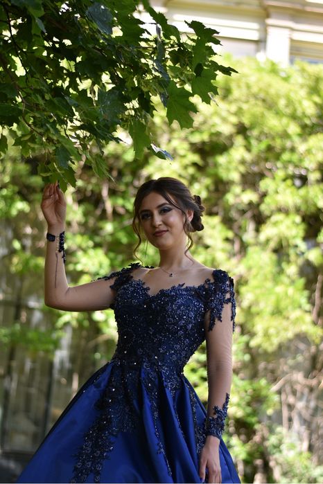 Бална сатенена рокля от Истанбул