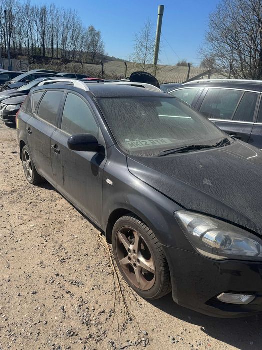 Dezmembrari Kia Ceed  1.6 CRDI