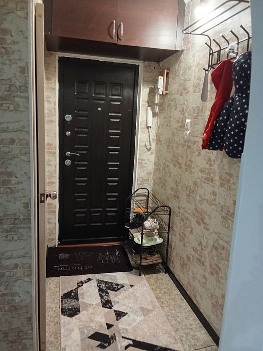 Продам  2 комнатную квартиру.