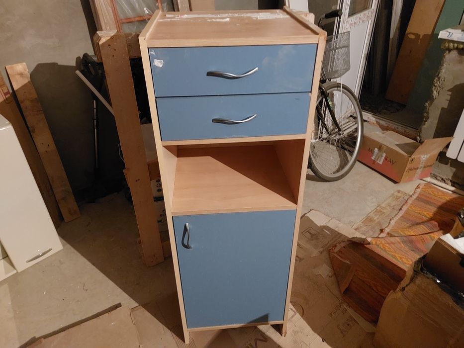 Шкаф продаетьсяя