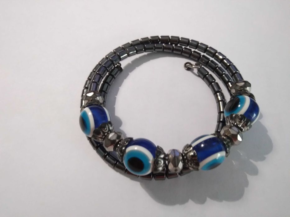 Brățară din hematit magnetic cu ochiul albastru