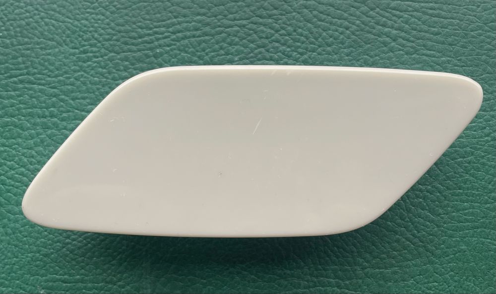 Capac spalator far VW Jetta