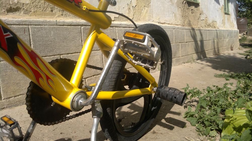 Велосипед BMX много запазен