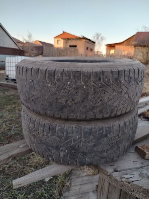 Продам шины на 15, торг уместен