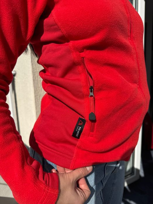 Дамска ветровка с поларена подплата от Haglöfs (GoreTex) S/M размер