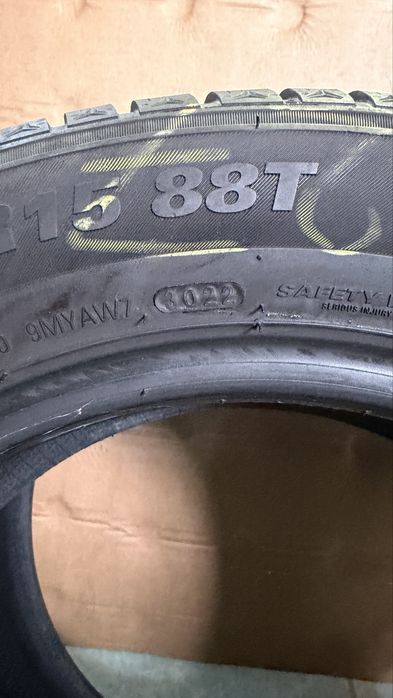 185/65/15 M+S 2 buc Kumho