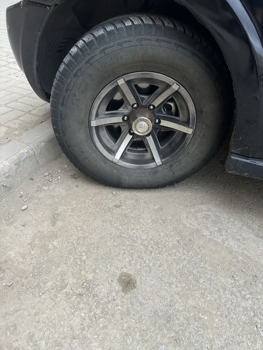 Продам диски с шинами