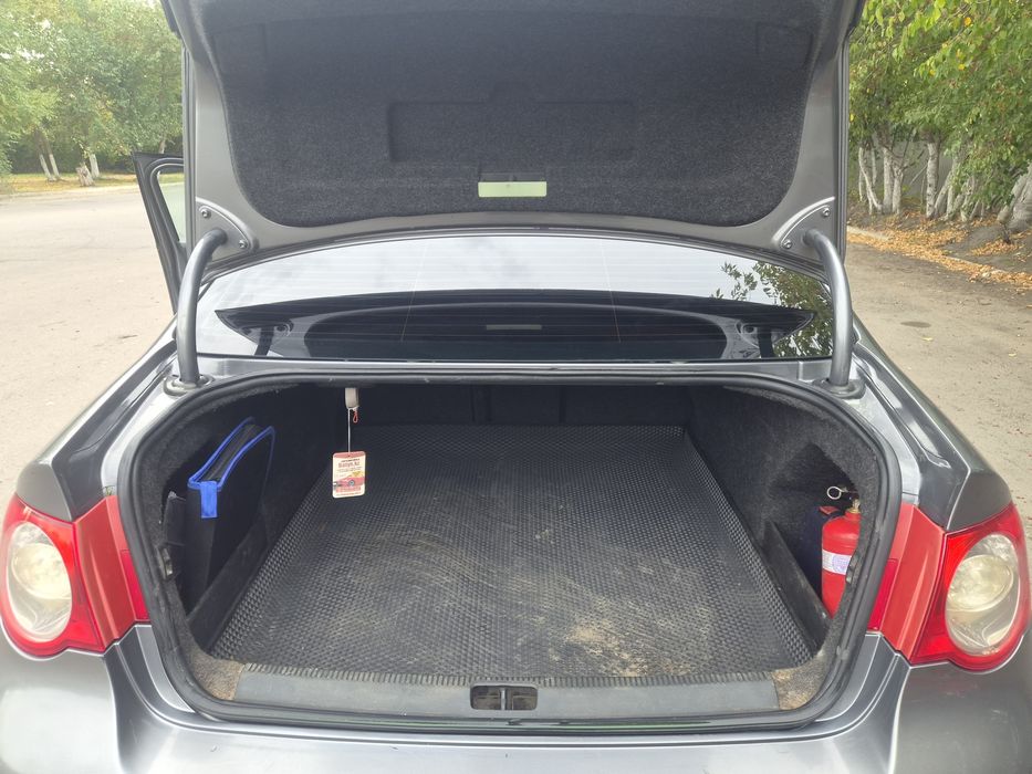 Volkswagen Passat B6 2006 г.в.