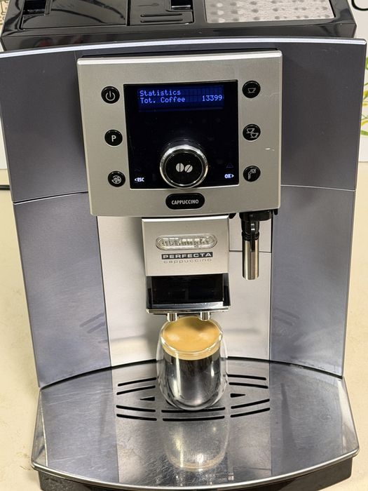 Кафемашина кафе автомат delonghi perfecta с гаранция