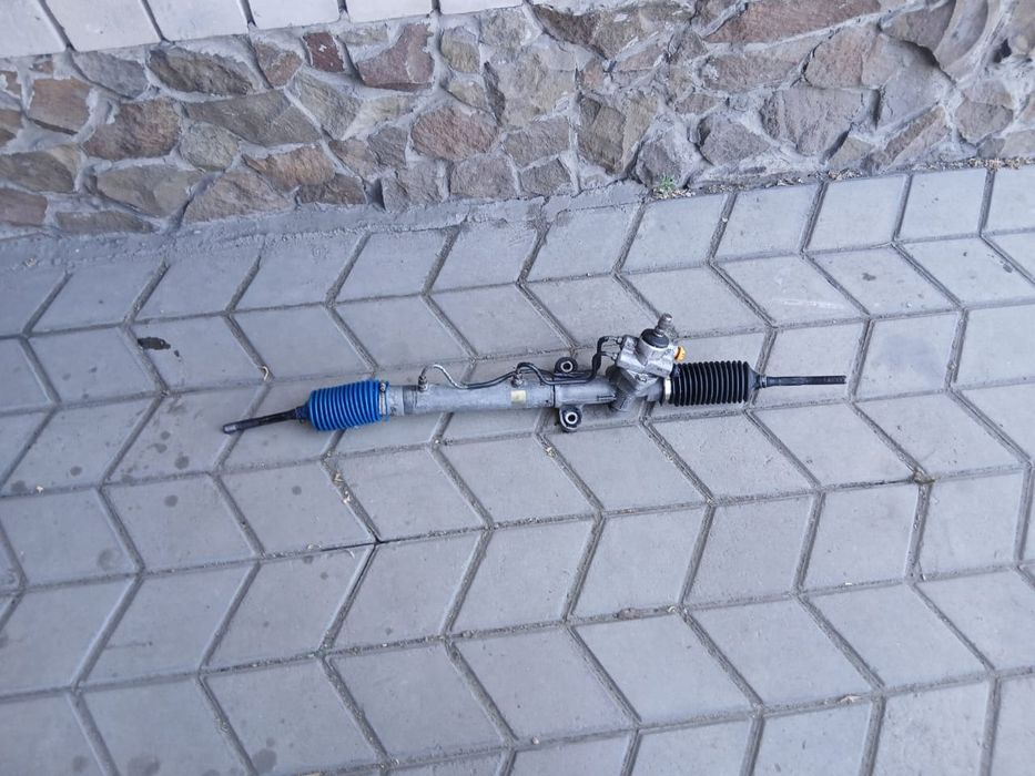 Рулевая рейка picnic,carina e