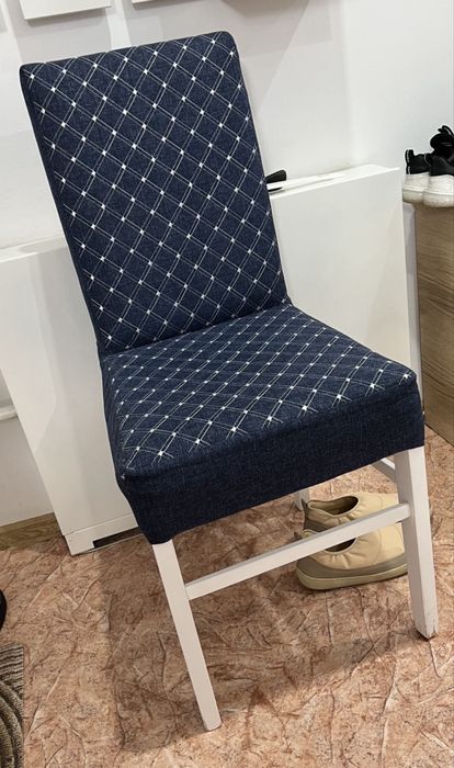 Стул с мягкой спинкой