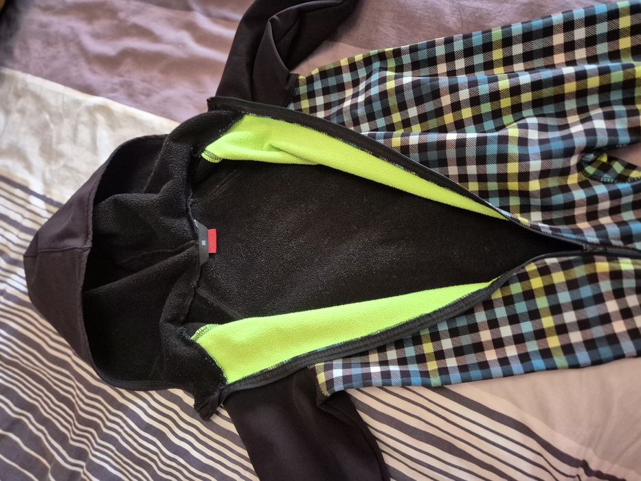 Salopetă IELM mărimea 86 personalizată cu numele Dominic!