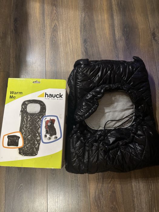 Бебешки зимен чувал за количка на фирмата Hauck.