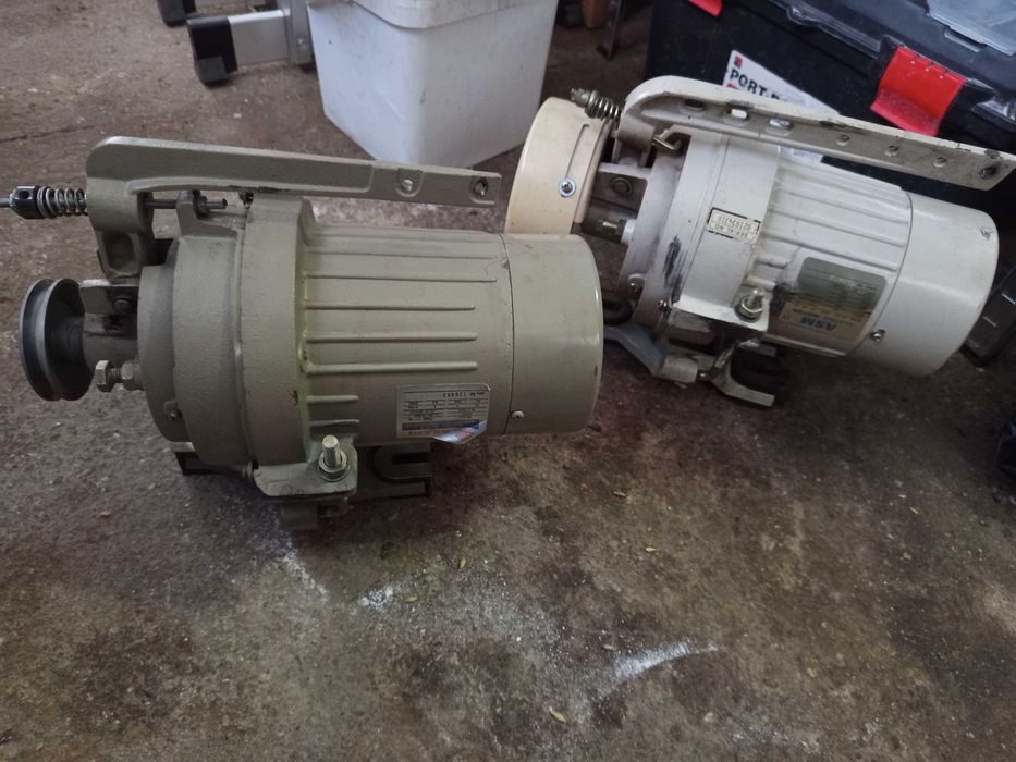 Мотори за шевна машина оверлог