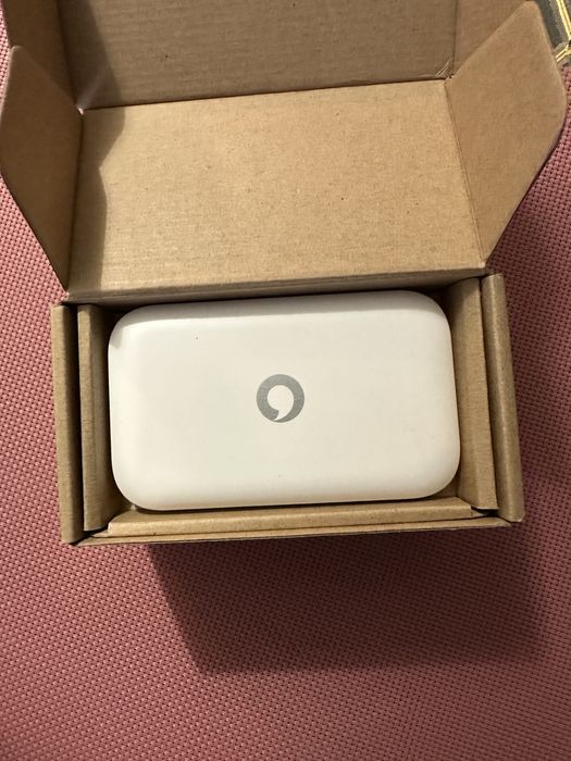 Mini router Wi-Fi mobil Vodafone 4 G, R218- liber de Retea!
