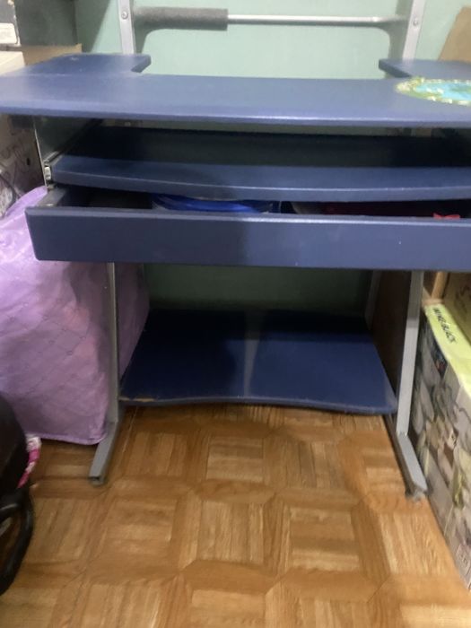 Компьютерный стол