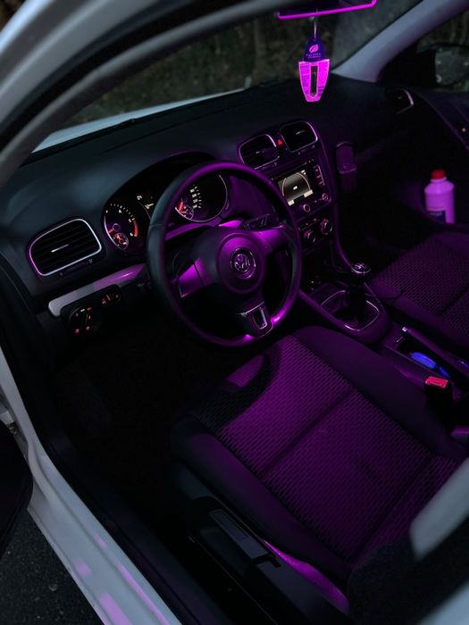 VOLKSWAGEN Golf 2010 — imagine 5