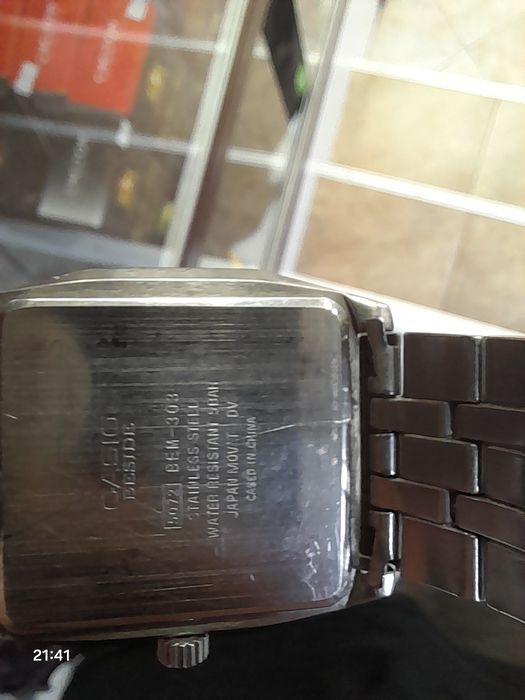 Часы CASIO продам