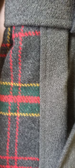 Две дамски палта и едно яке